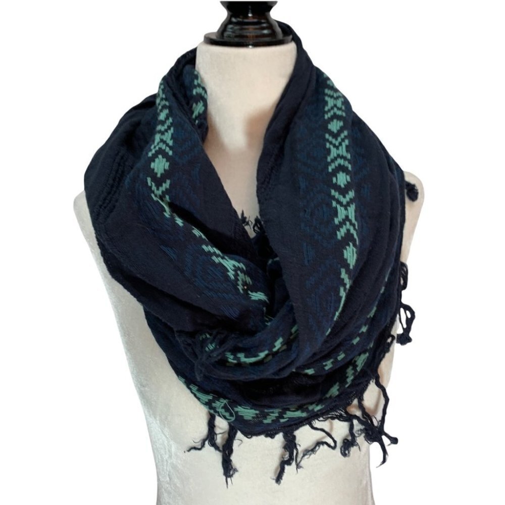 navy/blue Infinity Lightweight Scarf w/Tassels